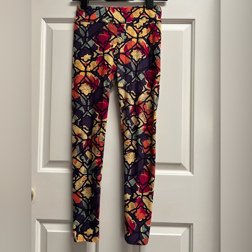 LULAROE Leggings EUC (Excellent Used Condition). One Size